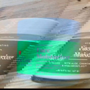 HYDRATING FACE MOISTURIZER - Simply Beautiful Care By Valerie 